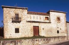 Casa-palacio de los Fernández Villa