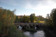 Puente de Piedra sobre el río Cea