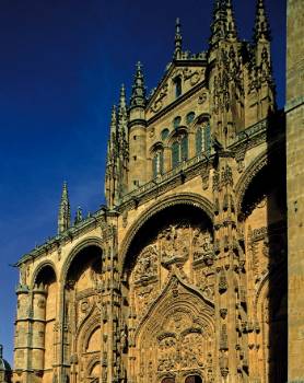Portada de la Catedral Nueva de Salamanca