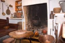 Vista cocina y hogar