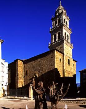 Basílica de Nuestra Señora de la Encina