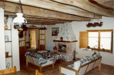 LA ALMUERZA , Vista interior