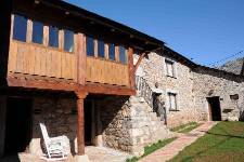 Entre Babia y la luna - DUENDES, San Emiliano, (León), vista exterior
