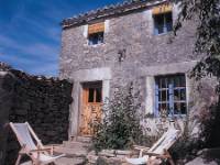 LA CASA DE PORTUGAL, vista exterior