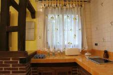 LOS CEREZOS, Candeleda, (Ávila), vista interior