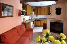 LAS NOGALAS, Llamera, (León), vista interior