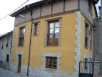 Pinacho, Pino de Bureba, (Burgos), vista exterior