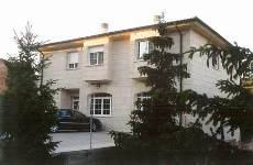 PUERTA DE CADERECHAS, Vista exterior