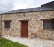 LOS RIGUEROS, Pedroso de la Carballeda, (Zamora), vista exterior
