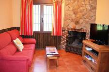 LOS ROBLES, Candeleda, (Ávila), vista interior