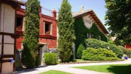 EL RANCHO, Torrecaballeros, (Segovia), vista exterior