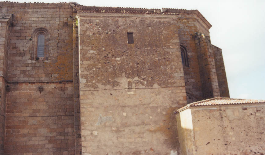 Exterior cabecera Iglesia de San Juan Bautista Lateral Sur