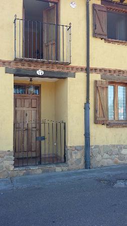 Casa Rural Casa Carmenes, Ribaseca, (León), vista exterior
