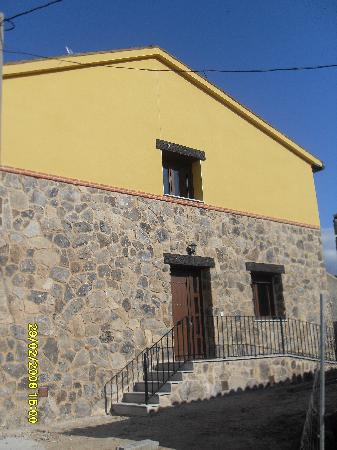LOS SUEÑOS, Casas de Sebastián Pérez, (Ávila), vista exterior