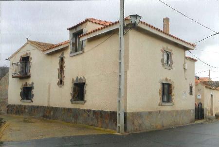 LA CASA DE LOS GATOS, Padiernos, (Ávila), vista exterior