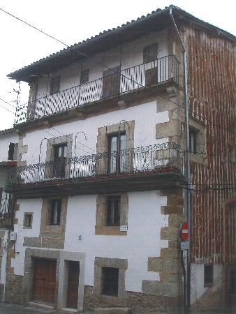 CASA DE LA CIGÜEÑA, Candelario, (Salamanca), vista exterior
