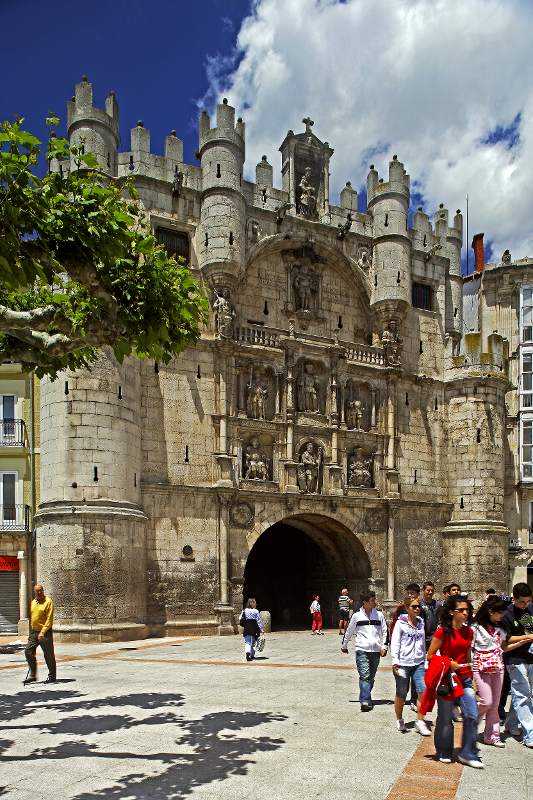 Burgos. Arco de Santa Maria