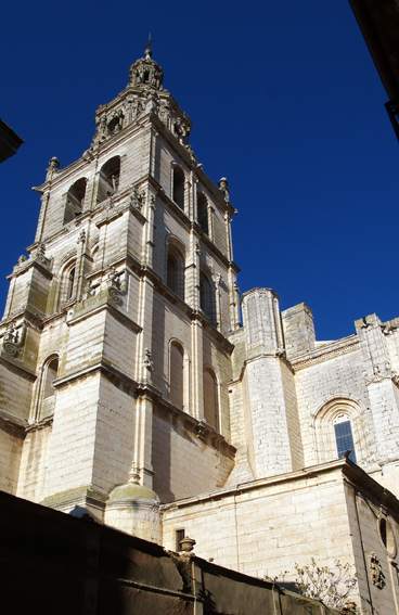 Iglesia de Santa María de Mediavilla