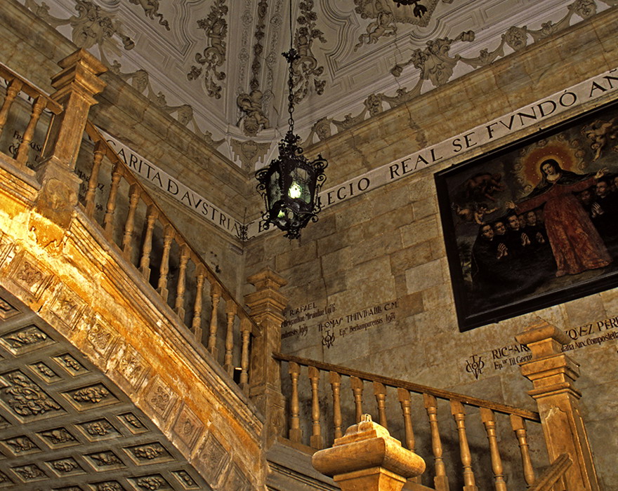 Escalera de la Universidad Pontificia de Salamanca